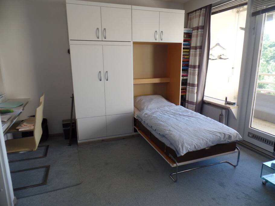Schrankbett