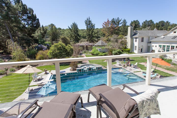 Beautiful Private Barn , In Country