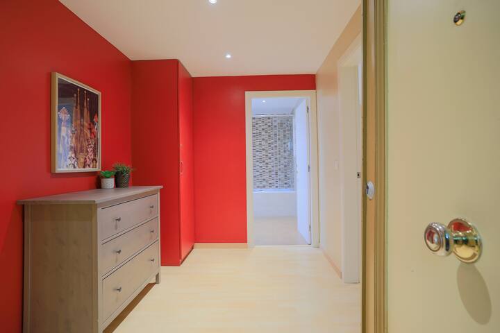 BBarcelona Sagrada Familia 01 gallery image 2