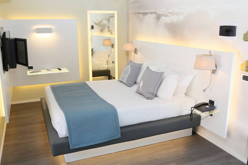 ARIAe room