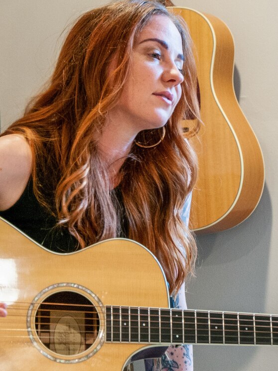 Mostrar imagem fornecida pelo anfitrião em ecrã inteiro