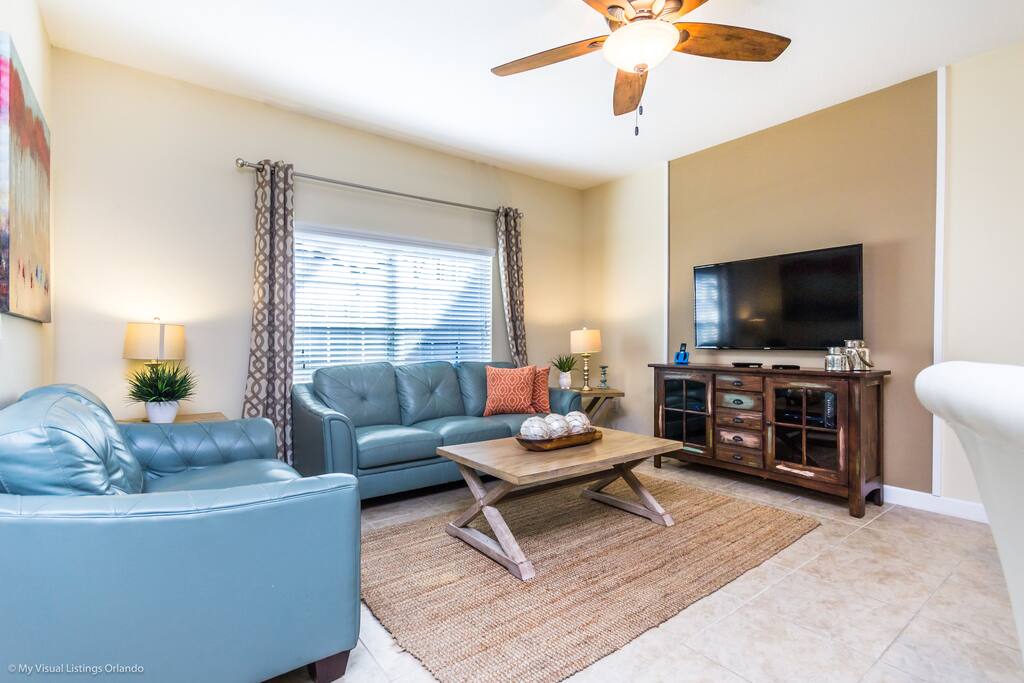 4796ClockTower,StoreyLake_07