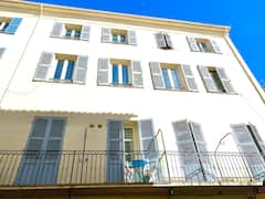Old+Antibes+Typical+studio+%2B+Air+Conditioning