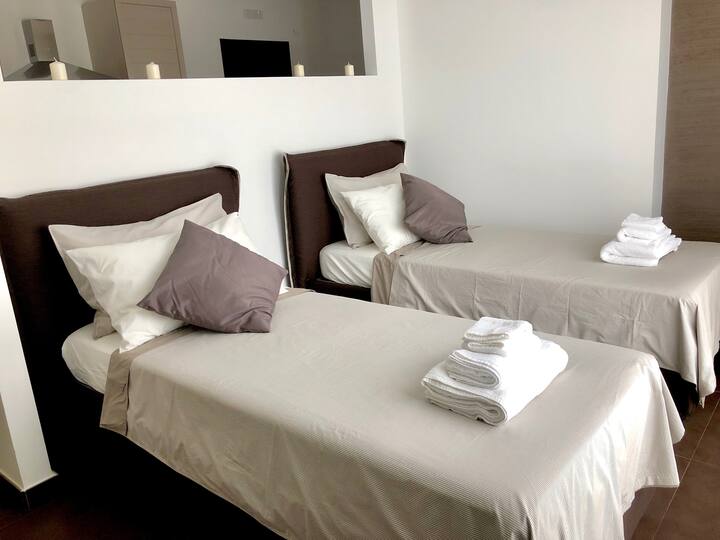 საძინებელი 1