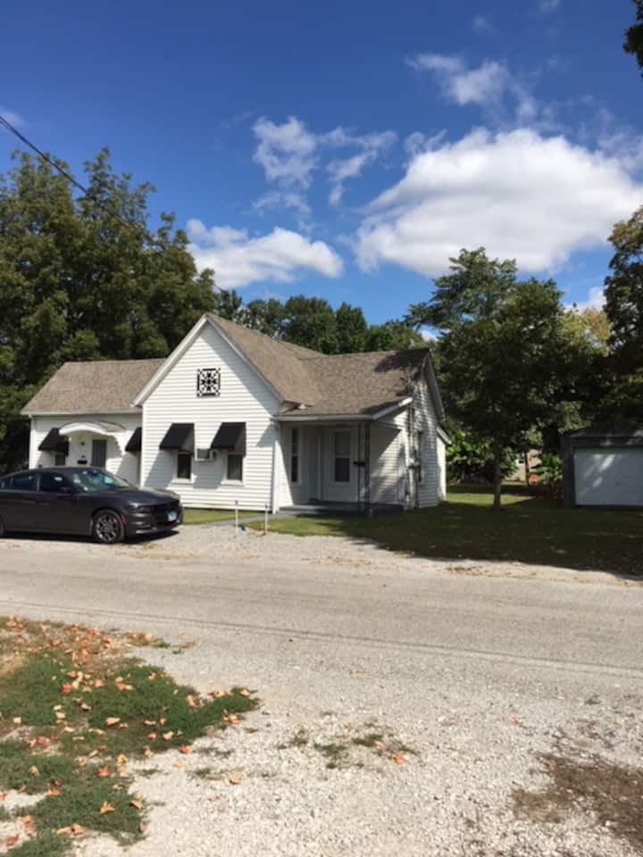 Sparta Vacation Rentals & Homes Illinois, United States Airbnb