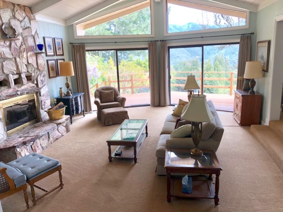 Living Room - Look at all those windows!