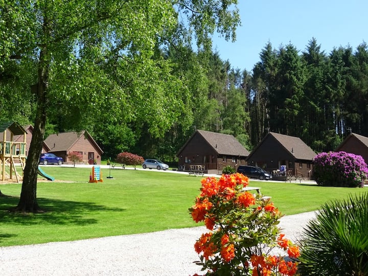 Bicton @ Alpine Park Cottages - Honiton