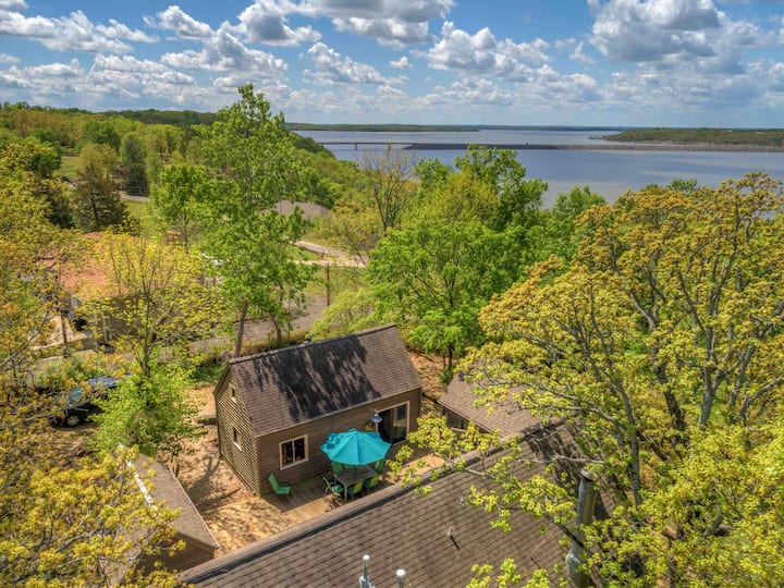 Nestled Cabin in the Woods Cabins for Rent in Hulbert, Oklahoma