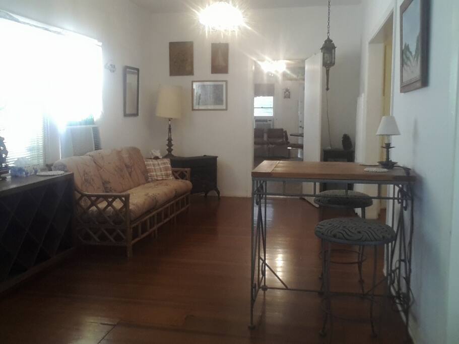 Chair,Furniture,Indoors,Room,Dining Room
