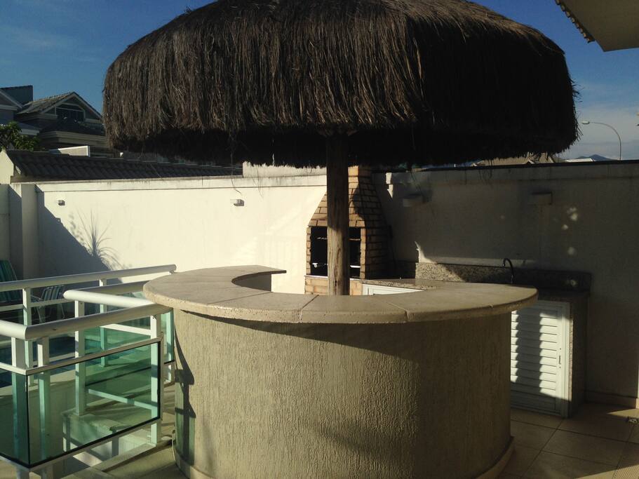 Churrasqueira com a sauna subterrânea