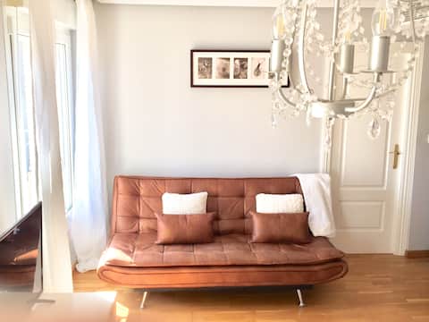 Anuncio de Airbnb popular: 1 minute from the Pilar, Premium! A luxury! en Zaragoza