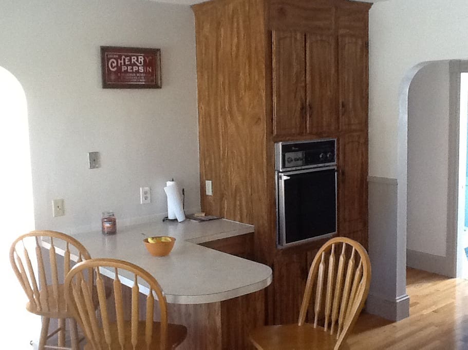 Access to full, shared kitchen
