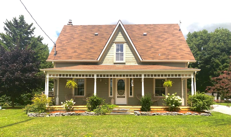 Guest favorite listing in Prince Edward