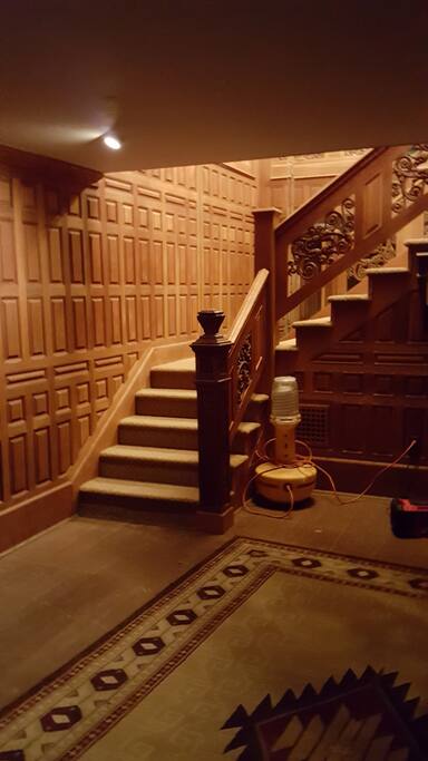 Your private entry foyer