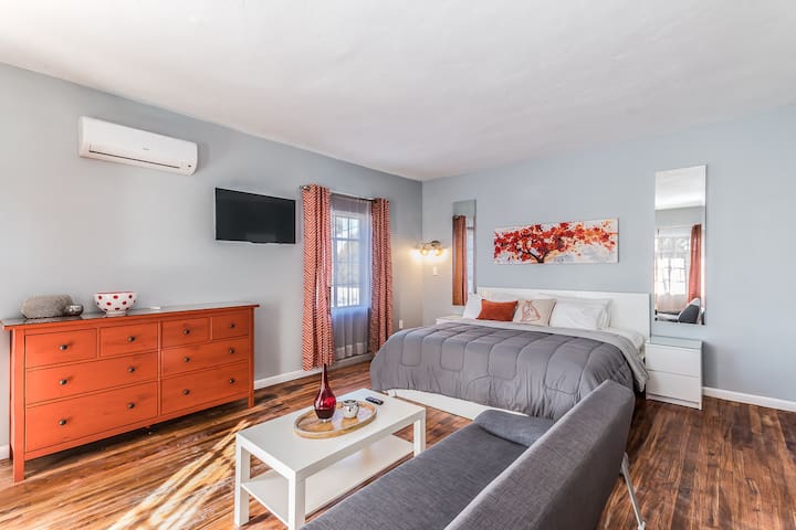 Historic 2nd Level w/ Private Deck!