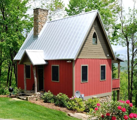 Granpy Aut Cottage at Windfall Farm