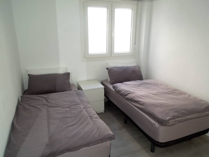 Dhomë gjumi 2
