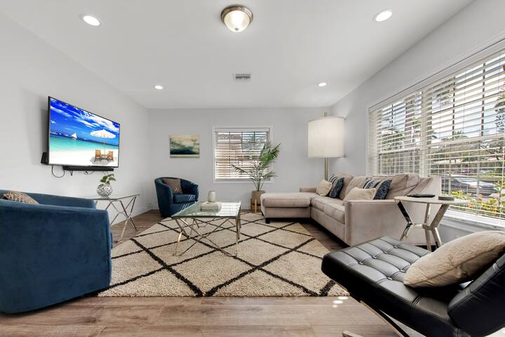 LUXURY 3 BR Beach Home-Heated Pool & Spa-Top Rated