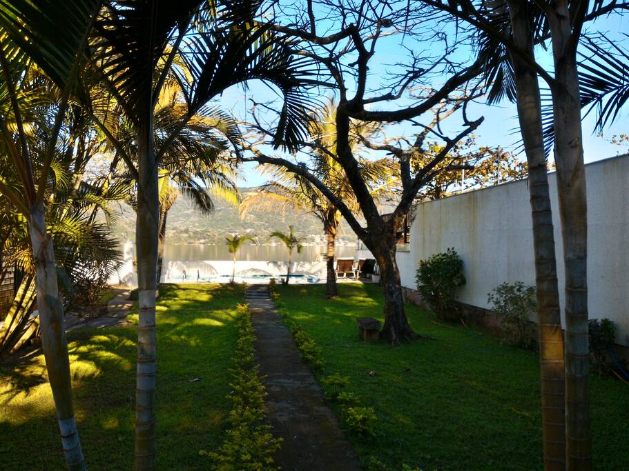 Fundos - Vista para a Lagoa da Conceição