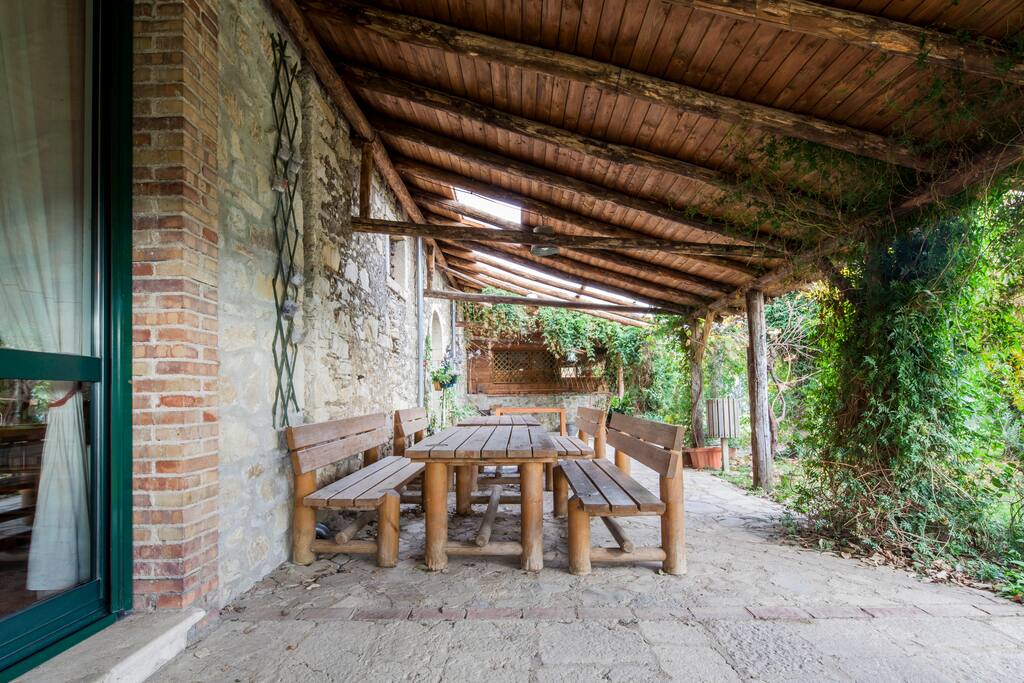 Patio d'ingresso