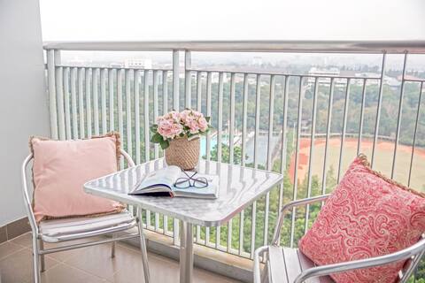NEW* Dago Suite Luxury 3BR + 1 Apartment