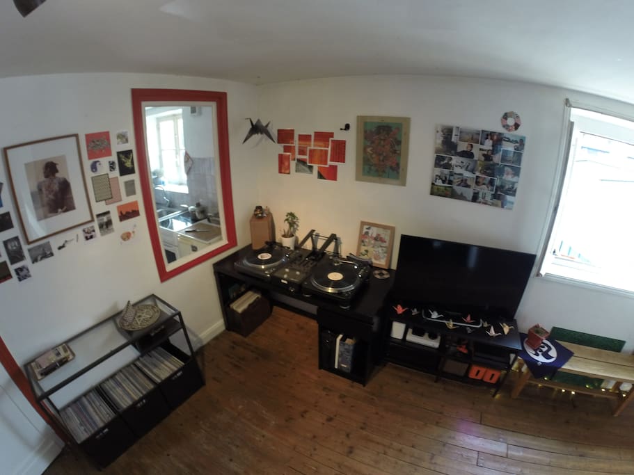 Télé, Wifi, Musique etc