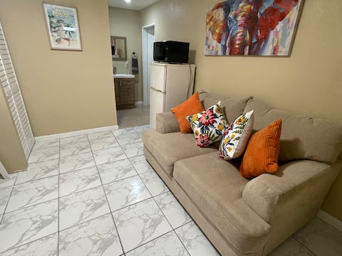 Top Airbnb: Private Room near MIA Airport Miami 1 in Flagami