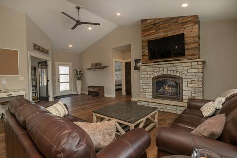 Luxury Home - Newer Construction - 3 BR/2 Bath