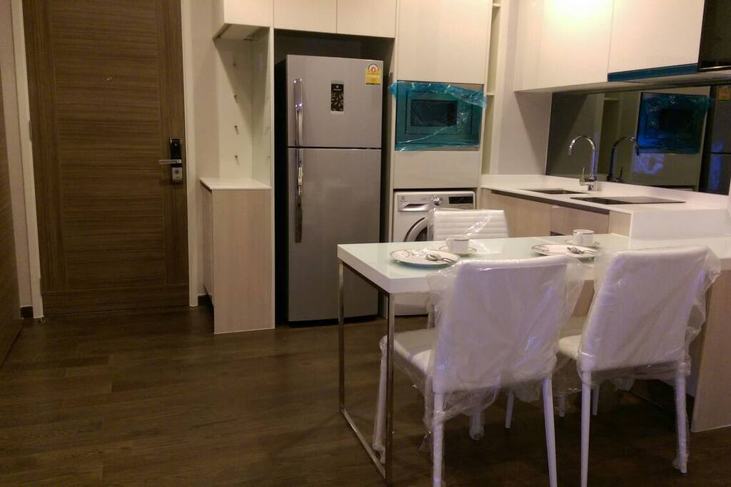 dining and washing area