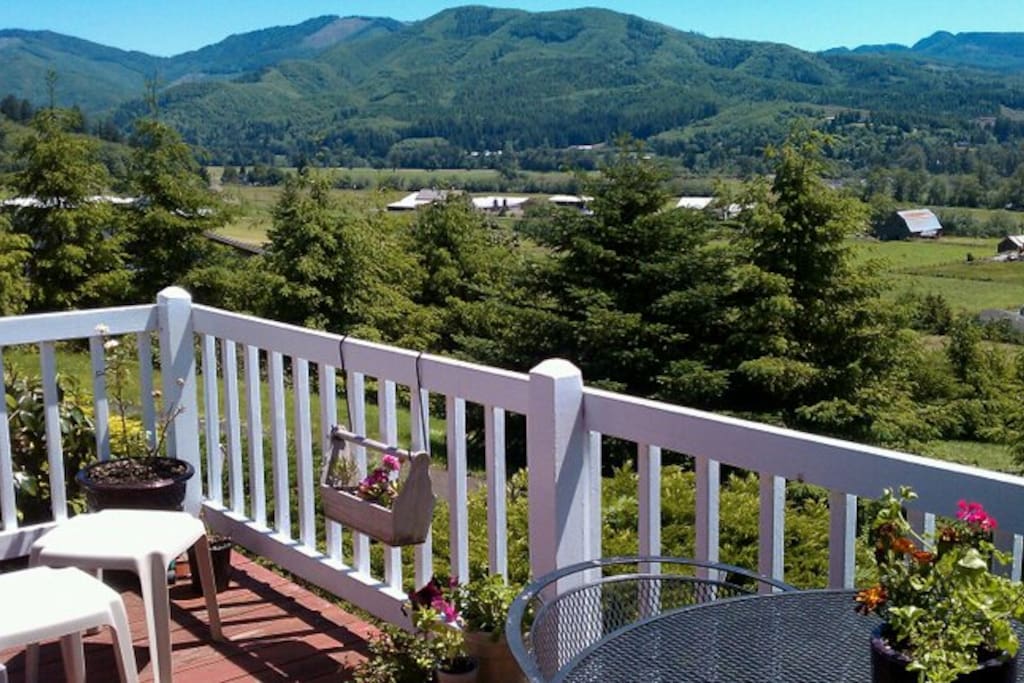 Minimalist Apartments On Oregon Coast for rent