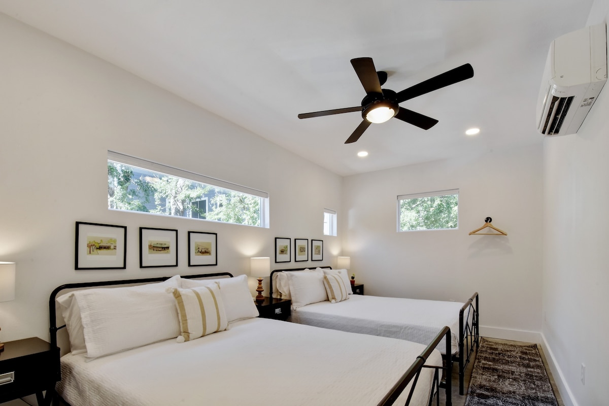 Bright + Chic Back House | Walk Downtown