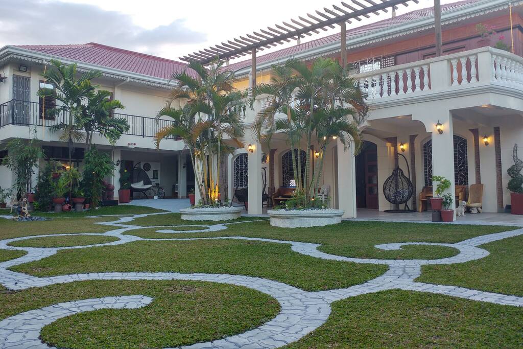 Casa Familya our home, your home in Ilocos. Houses for Rent in Batac