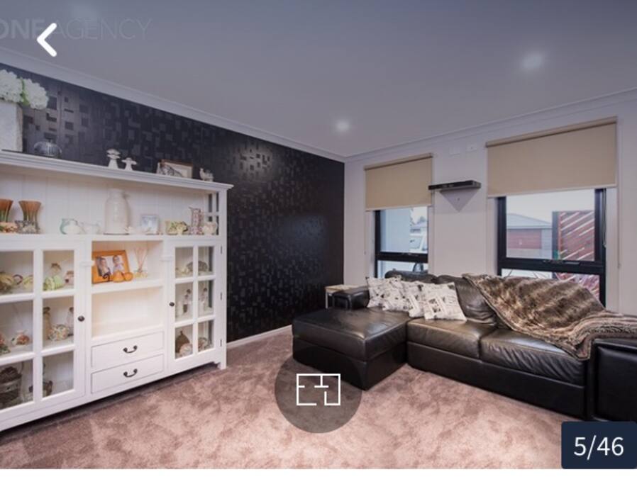 Second lounge