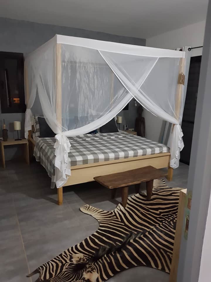 de twee extra slaapkamers