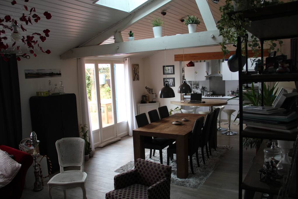 salon / salle à manger / cuisine