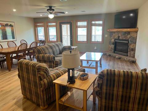 Northern Bay 3 bedroom Condo on Castle Rock Lake