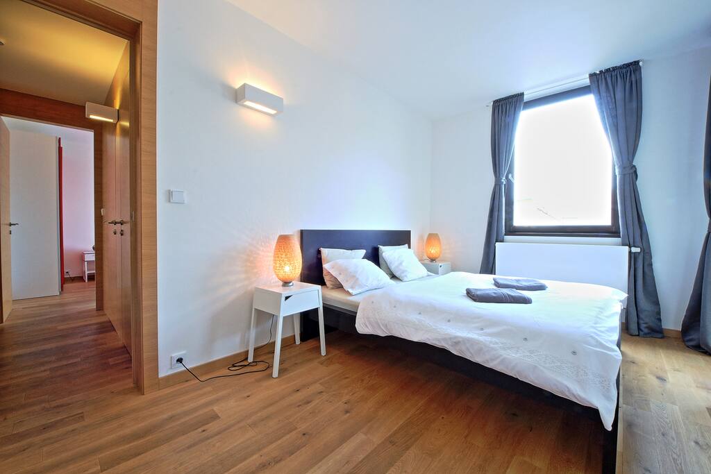 1st bedroom with double bed