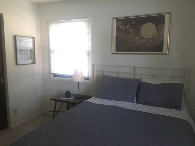 Airbnb Fitchburg Vacation Rentals Places To Stay