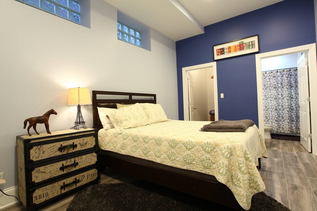 Spacious master bedroom with walk-in-closet and private attached en-suite full bathroom