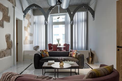 4BD Apartment in Monot - Power 24/7