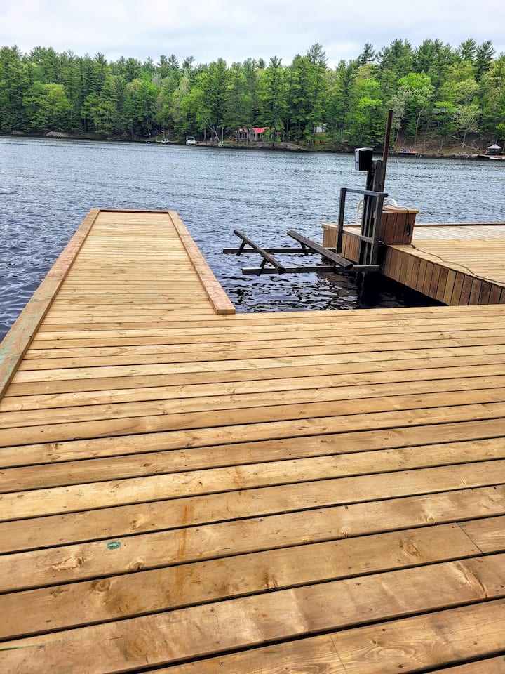 Muskoka Cottage on the Severn River