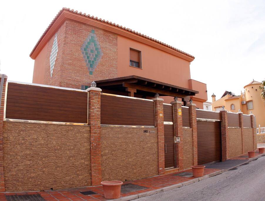 Vista desde la calle - From the outside