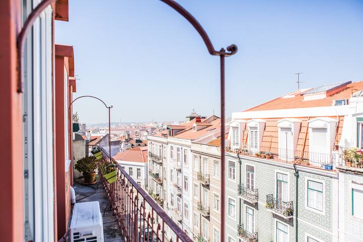 Duplex Penthouse in Central Lisbon gallery image 2