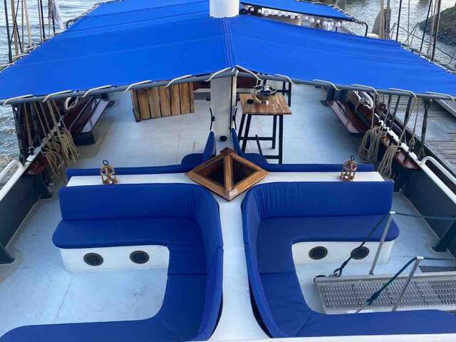 Volledig Schip te huur Historische Veerhaven gallery image 5