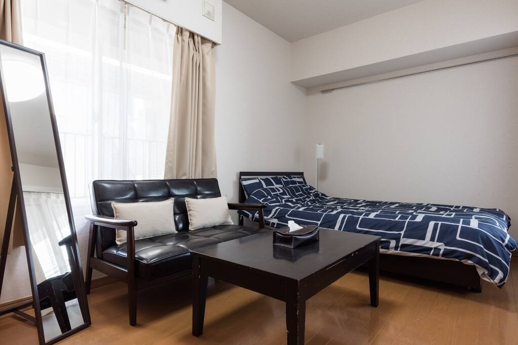 Semi double bed table and mirror
