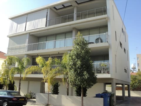 Modern new 2-bedroom apartment