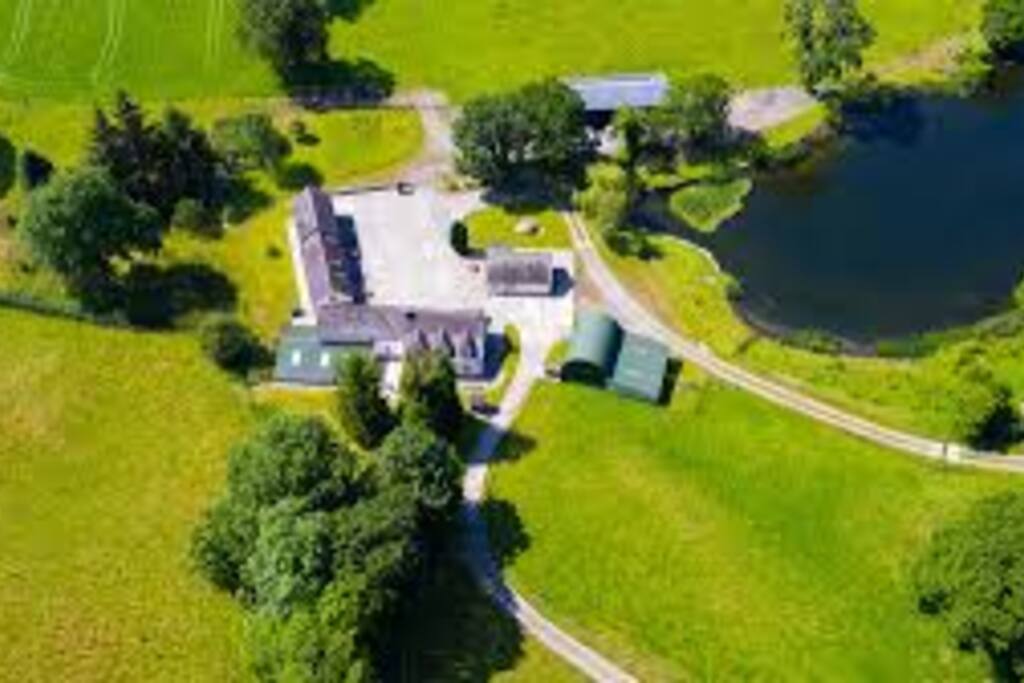 Farmhouse and Cottages from distance