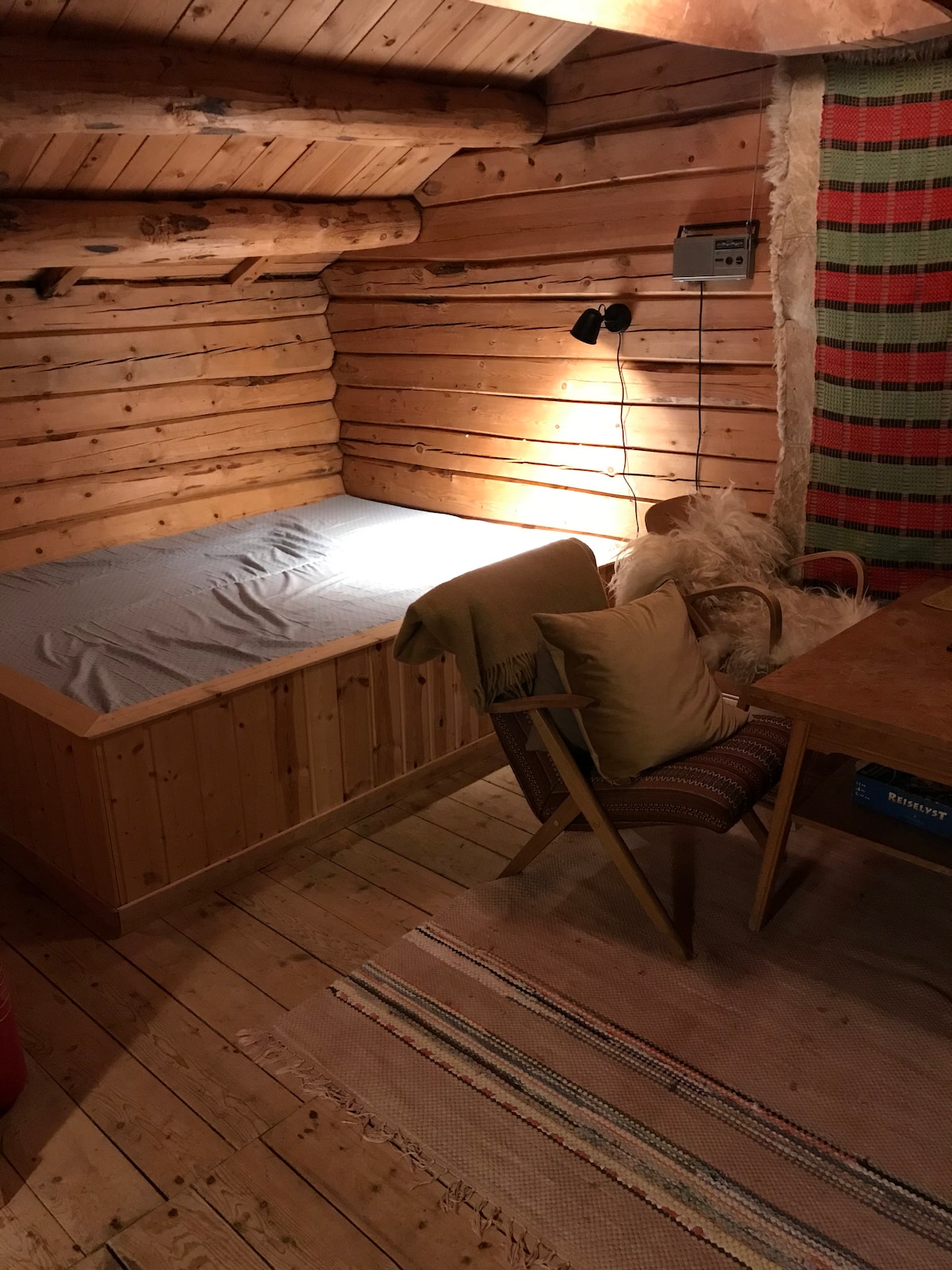 საძინებელი 1