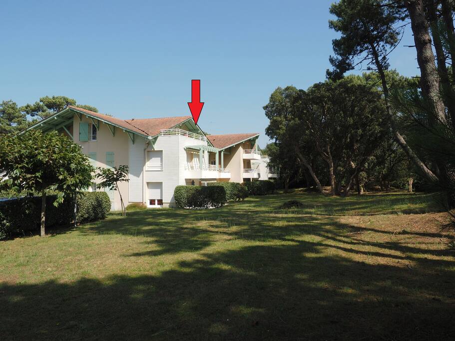 vue générale de la résidence et de son parc