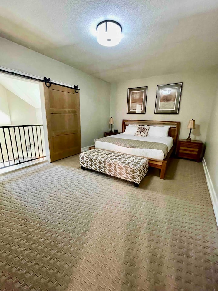 Chambre principale avec lit King Size 